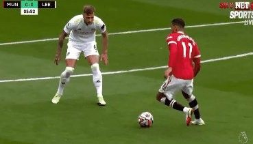 v站体育-【英超】博格巴4助攻B费戴帽 曼联5比1大胜利兹联